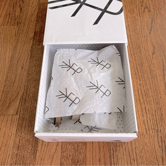 Freshly Picked Bixby Sandals - Picture 11 of 14